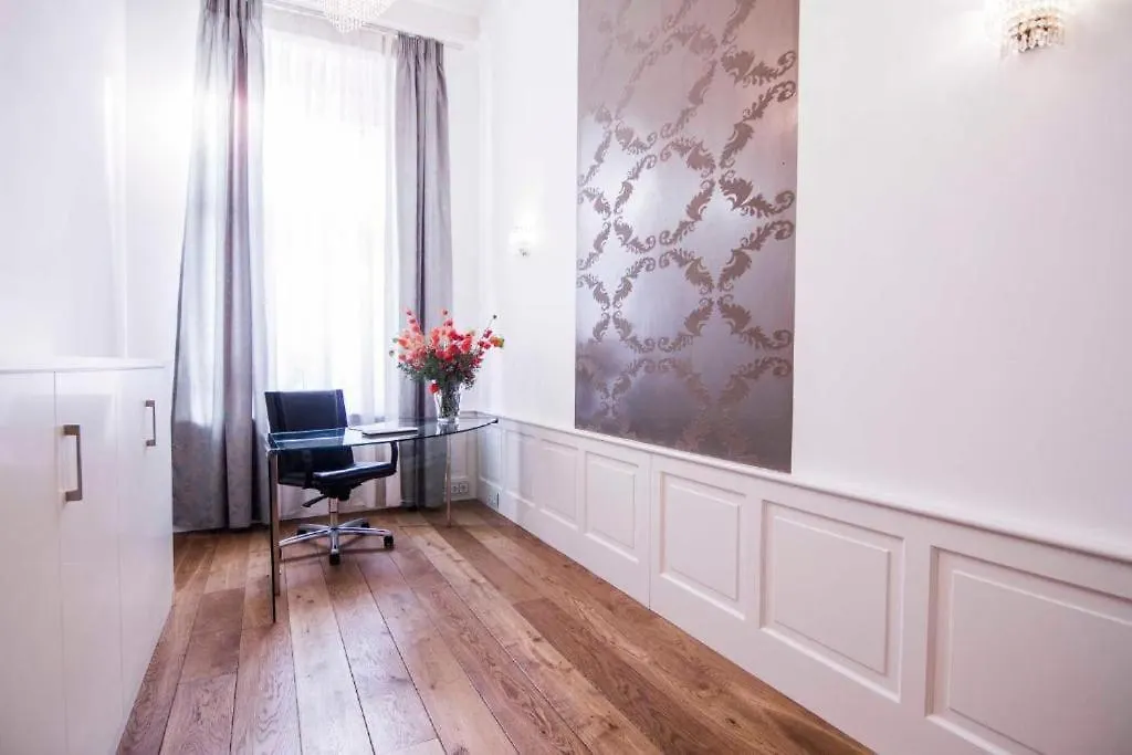 Helvetia Suites Düsseldorf Apartament